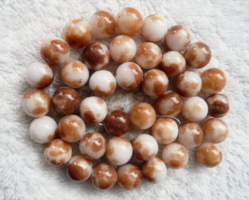 spots brown Malaysian jade round 10mm AAA white